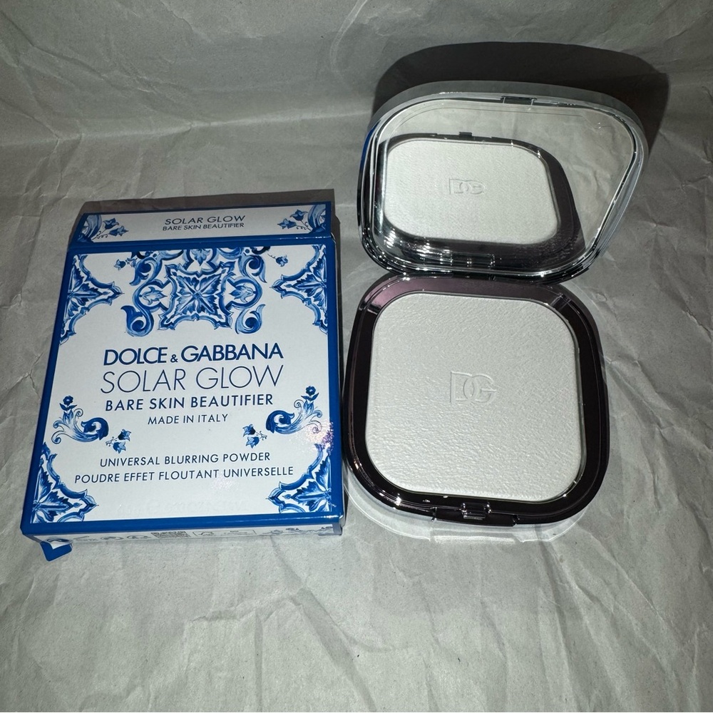 Dolce & Gabbana Solar Glow Universal Blurring Powder